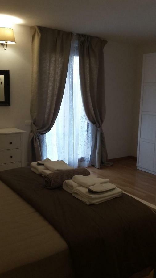 Residenza Leon Bed and Breakfast Castelnuovo del Garda Buitenkant foto
