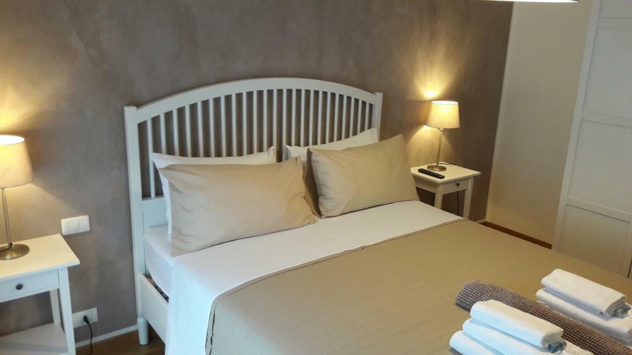 Residenza Leon Bed and Breakfast Castelnuovo del Garda Buitenkant foto