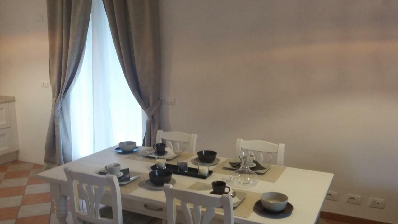 Residenza Leon Bed and Breakfast Castelnuovo del Garda Buitenkant foto